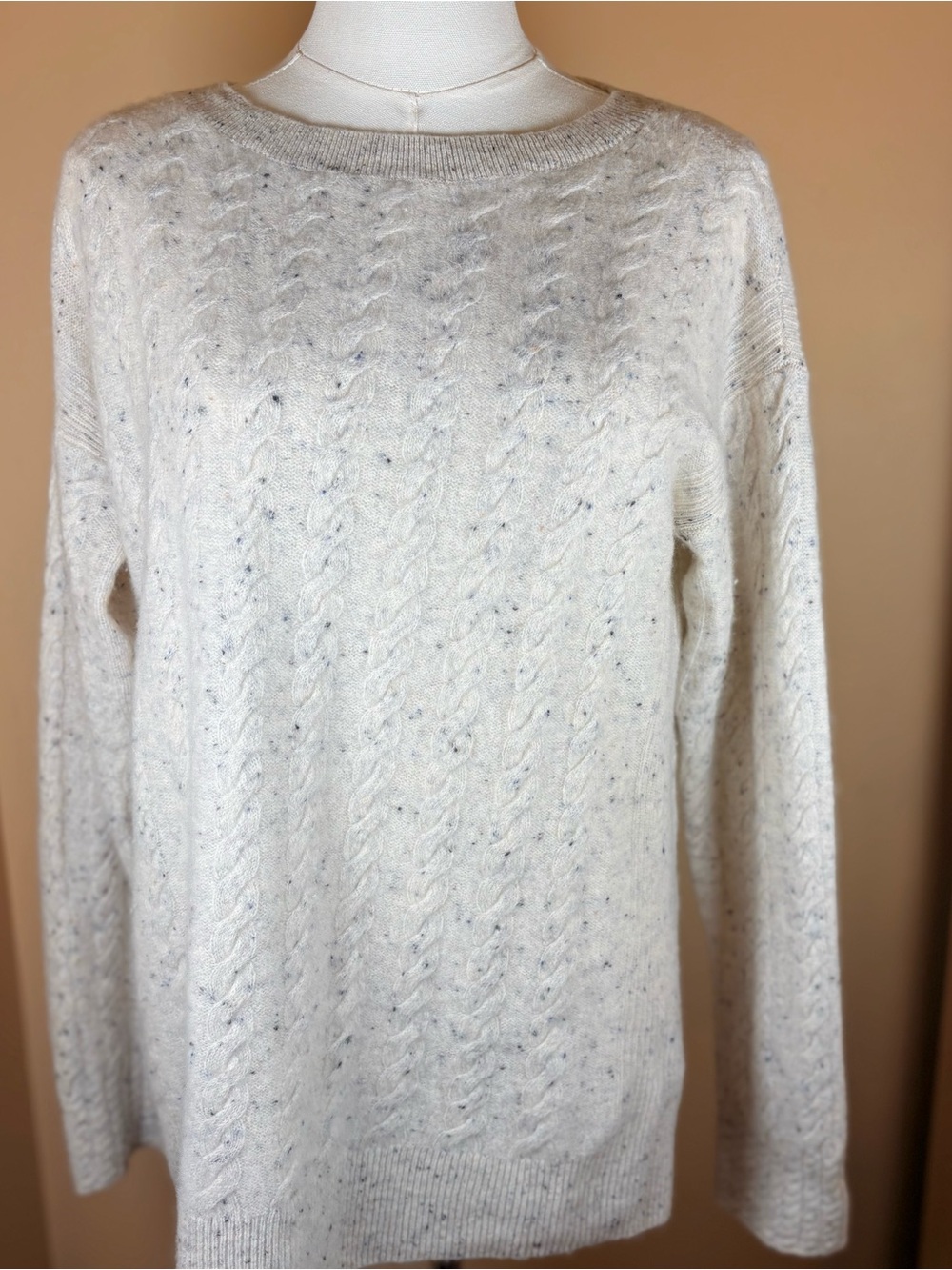 ❄️ Club Monaco 100% Cashmere Oatmeal Ivory Cable Knit Sweater Small